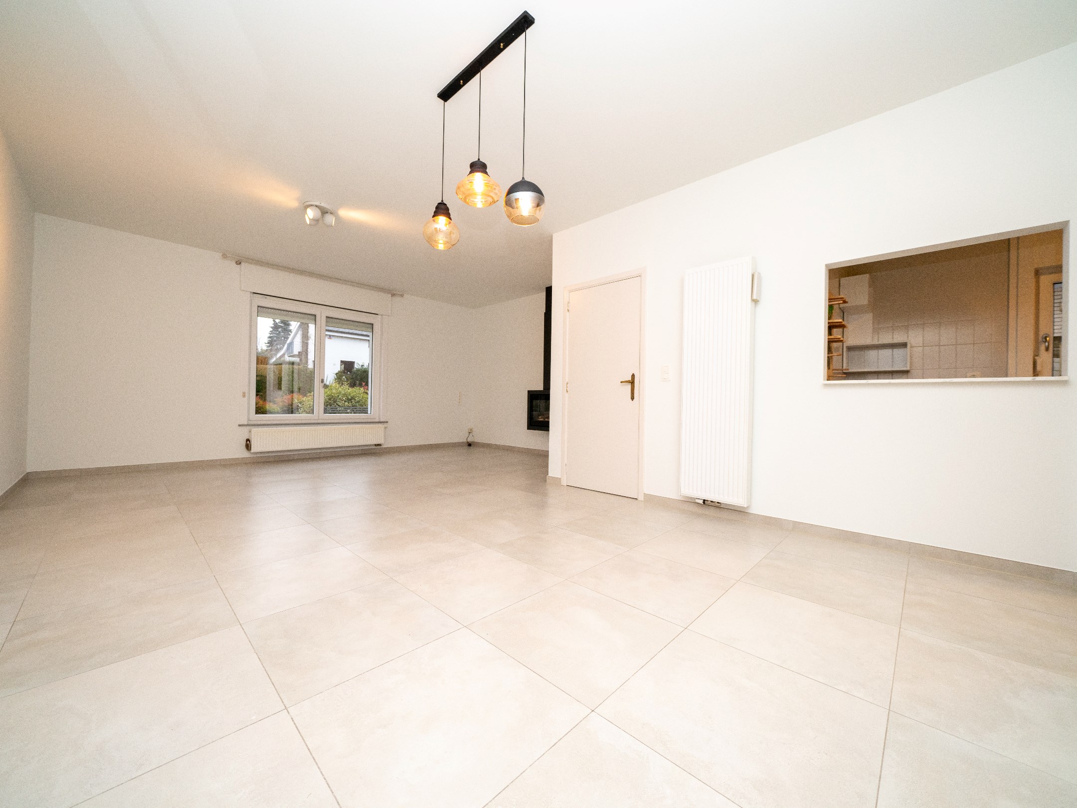 Recent gerenoveerde woning met 4 kamers en 2 badkamers 