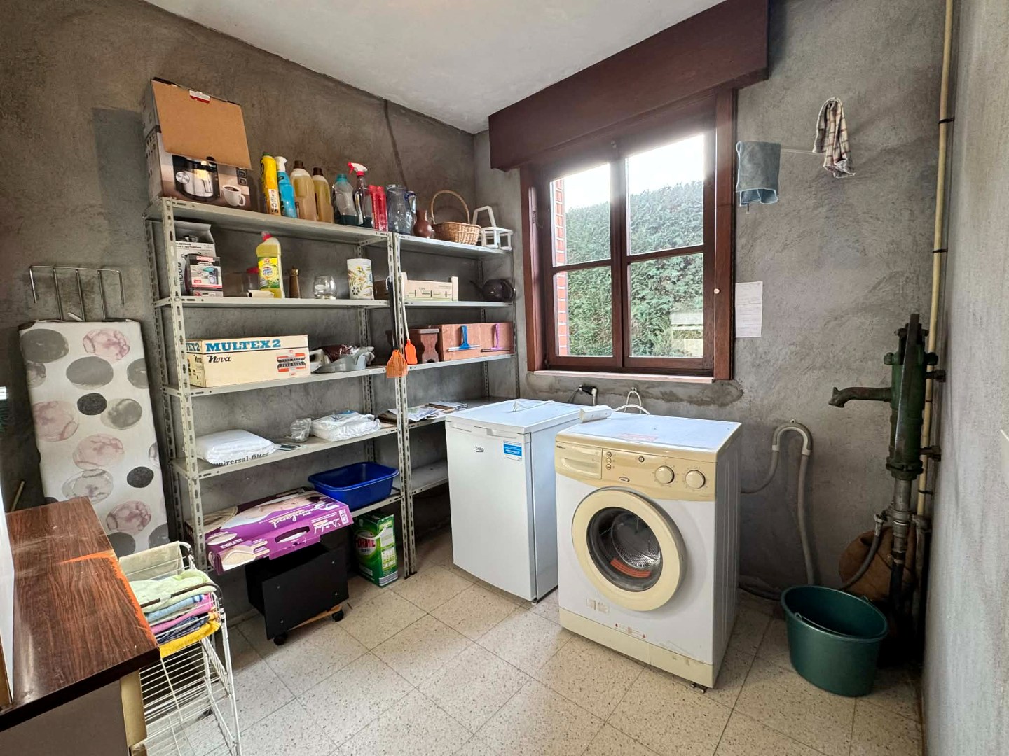 Charmante woning met garage en tuin op 963 m² te Zulte 