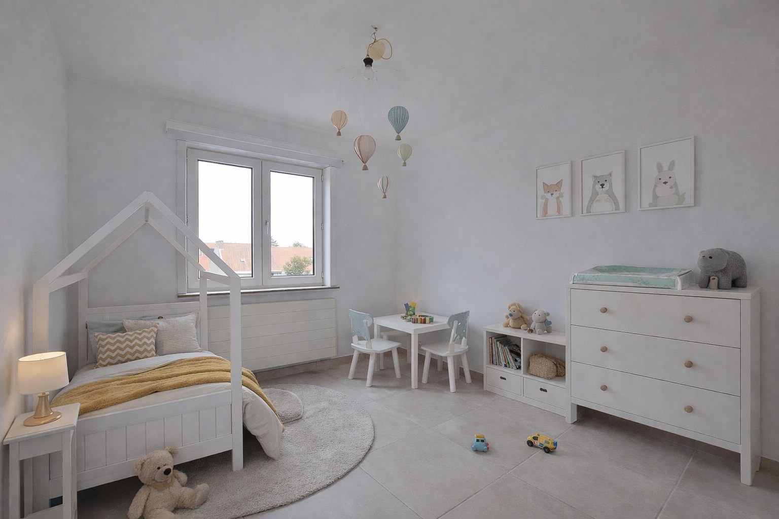 2 appartementen  (gerenoveerd in 2024) mogelijk afzonderlijk te verhuren 99m² + 46m², samen 145m²! - huuropbrengst 1500 €/maand! 