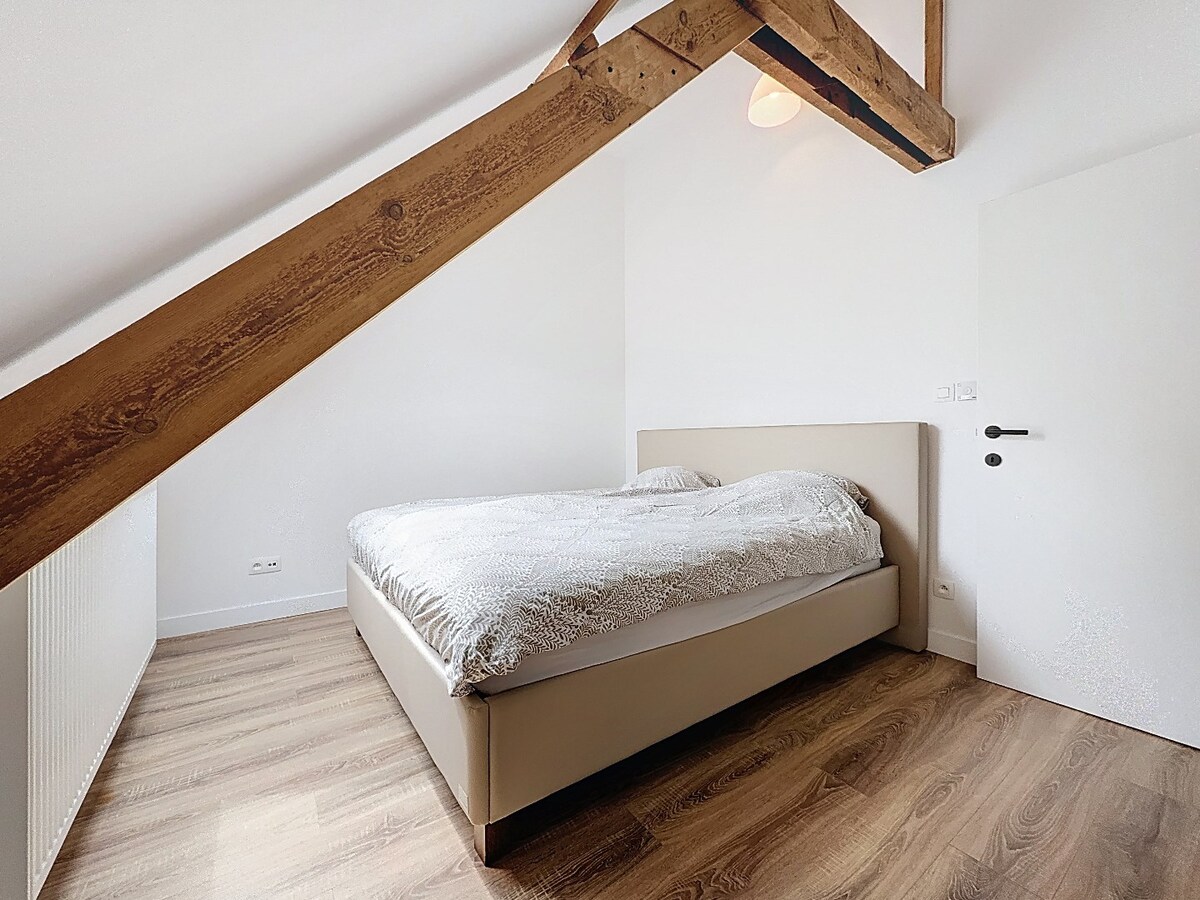 Energiezuinige en ruime stadswoning met tuin te Bevegem 