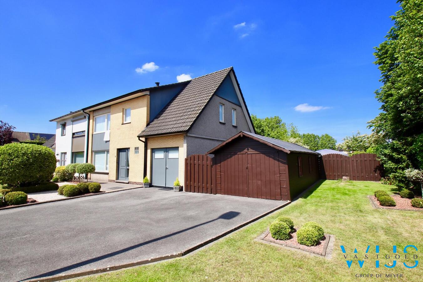 Super gezellig en ruim woonhuis met prachtige zonnige tuin ! 