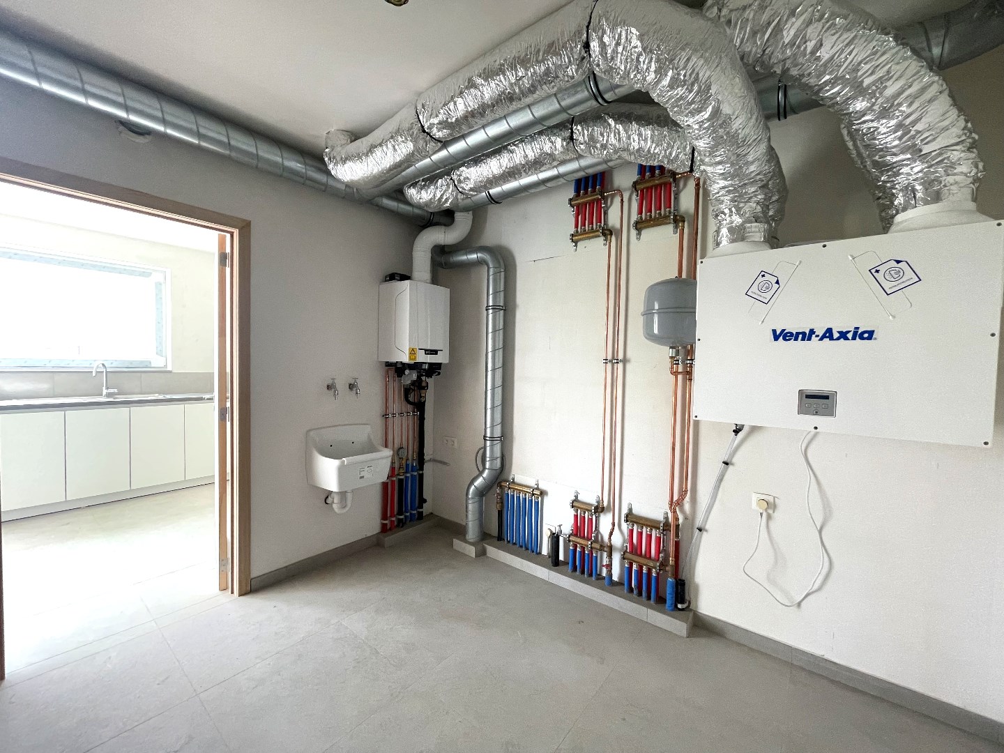 Halfopen nieuwbouwwoning op 394 m² 