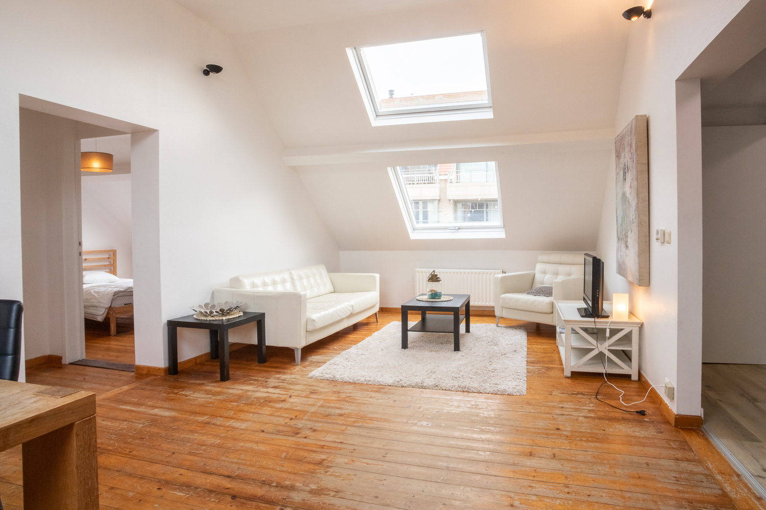 Ruim gerenoveerd dakappartement met gezellig terrasje 