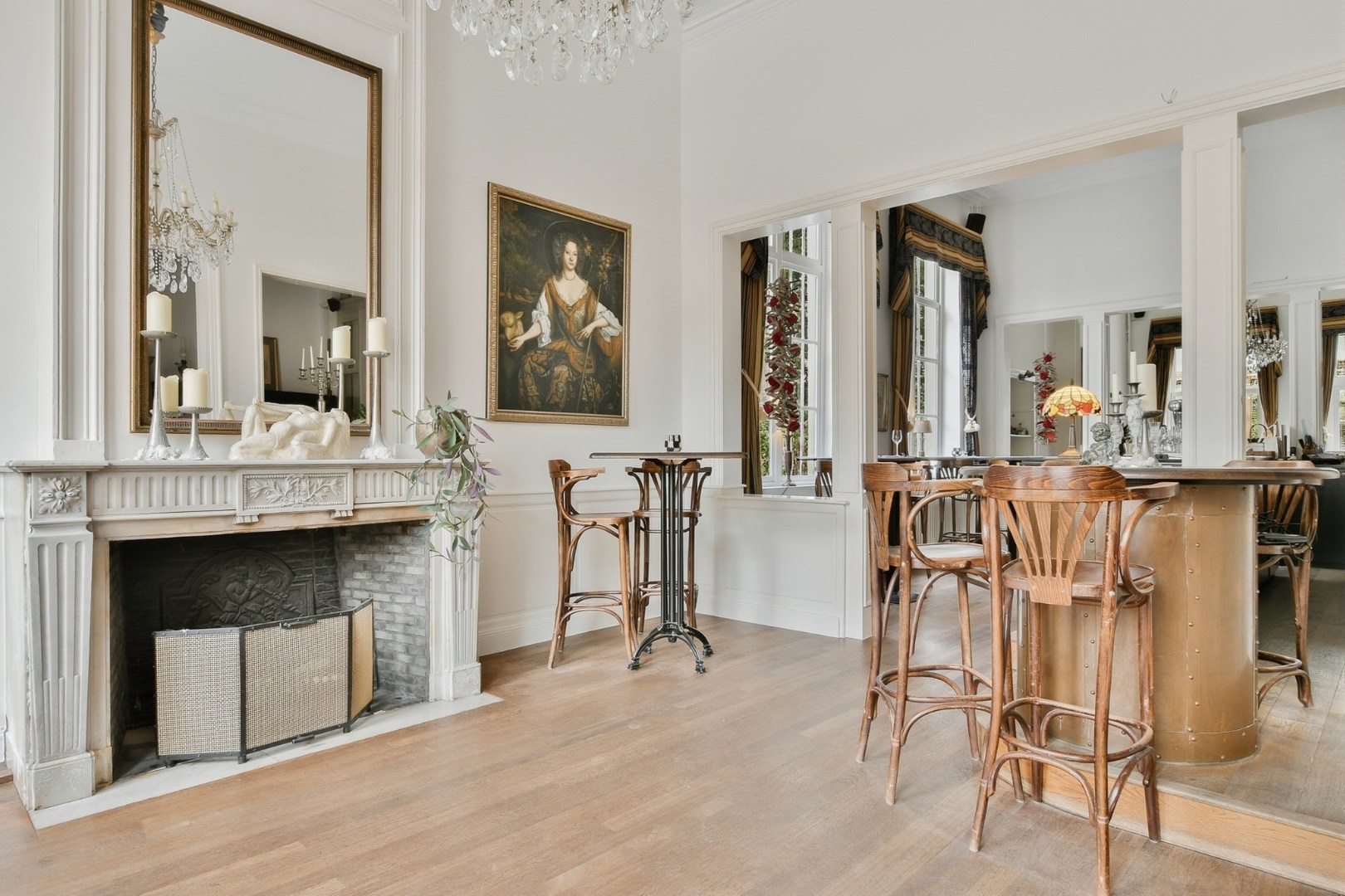 Uitzonderlijk handelspand met woonst op toplocatie! 