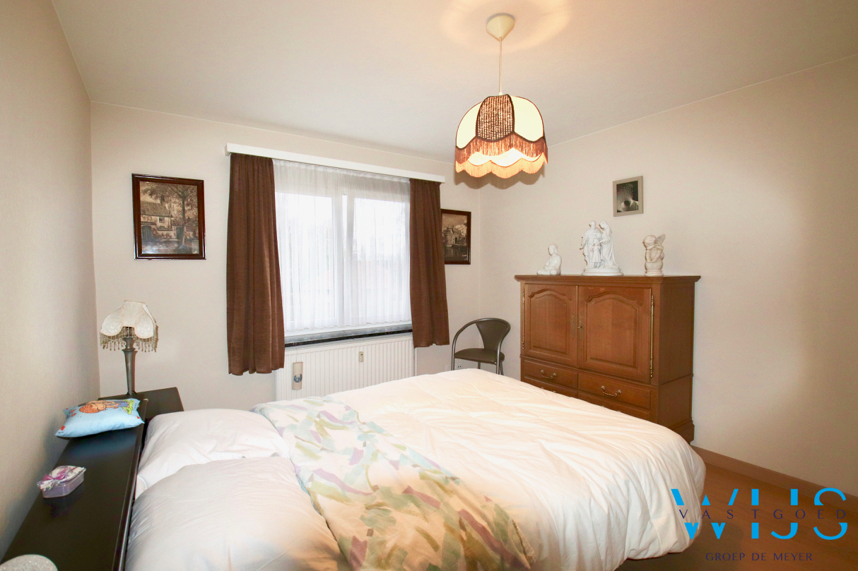 Instapklaar 2 slaapkamerappartement met terras te Wondelgem ! 