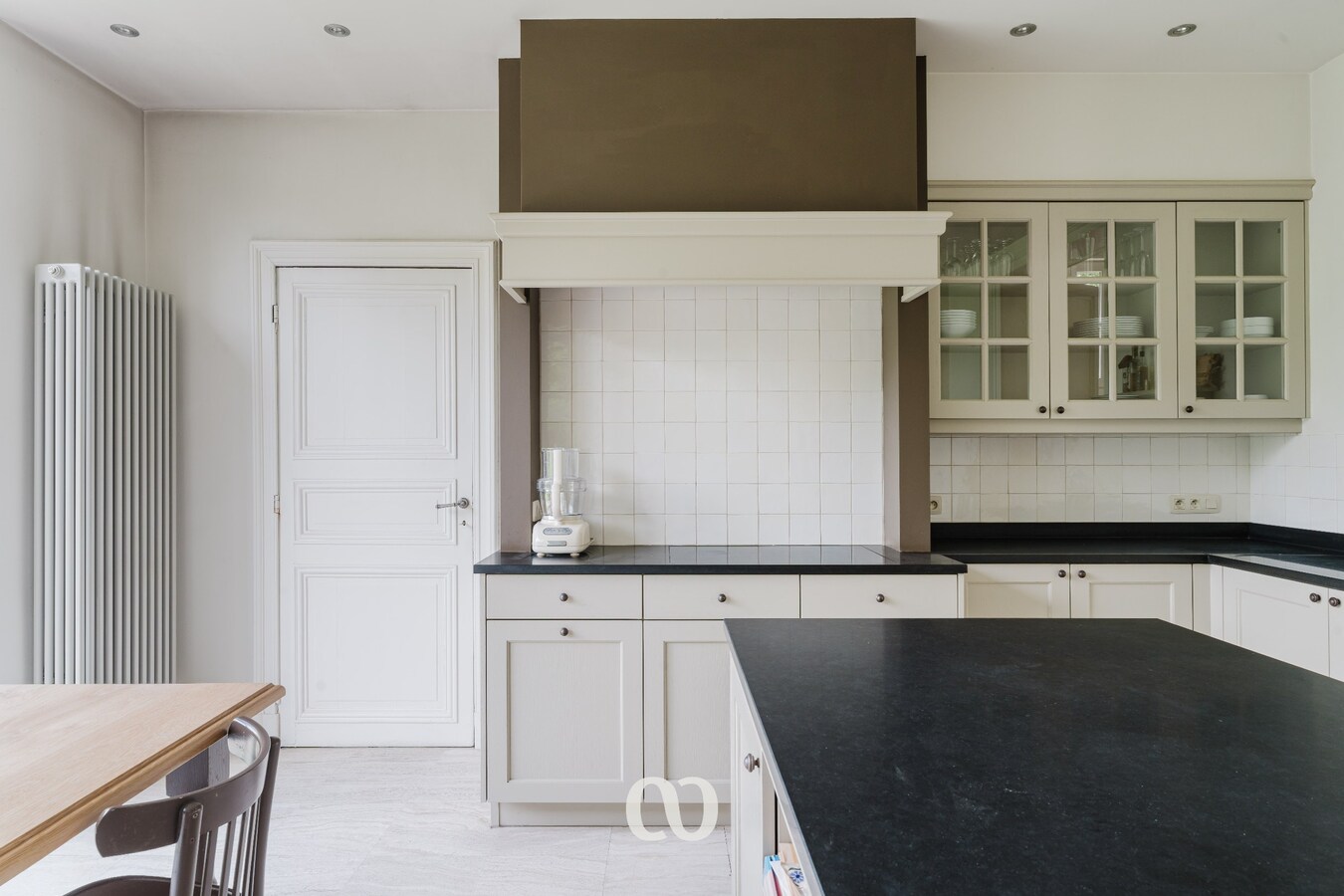 Karaktervolle herenwoning met zwembad en verborgen stadstuin in Oudenaarde 