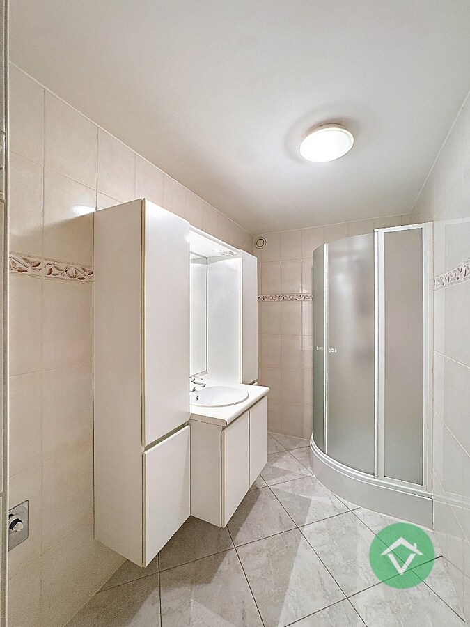 Appartement met 2 slaapkamers en garage te Torhout 