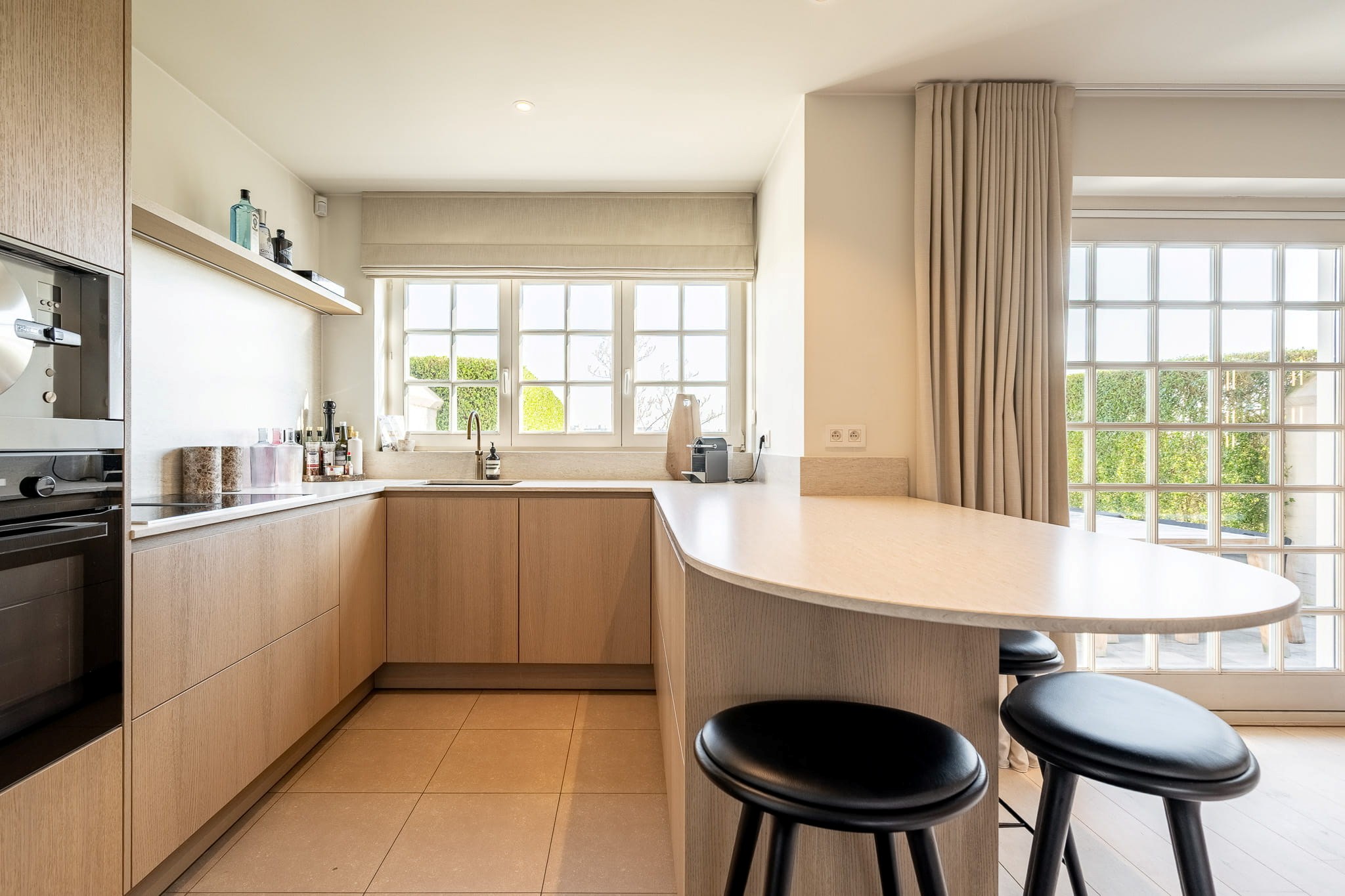 Maison récemment rénovée à vendre avec une vue magnifique sur les polders. 