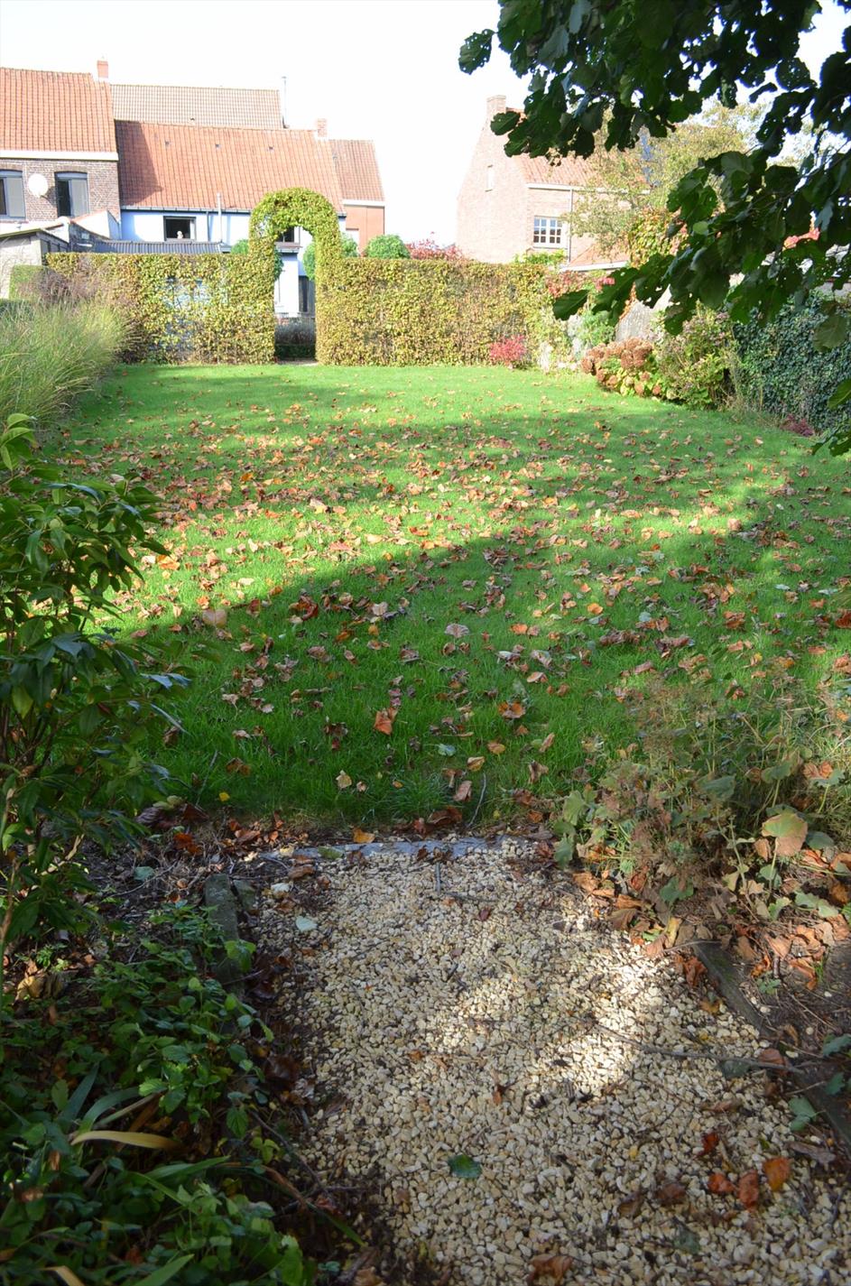 Charmante gezinswoning met zonnige tuin op 590 m²  te centrum Maldegem 
