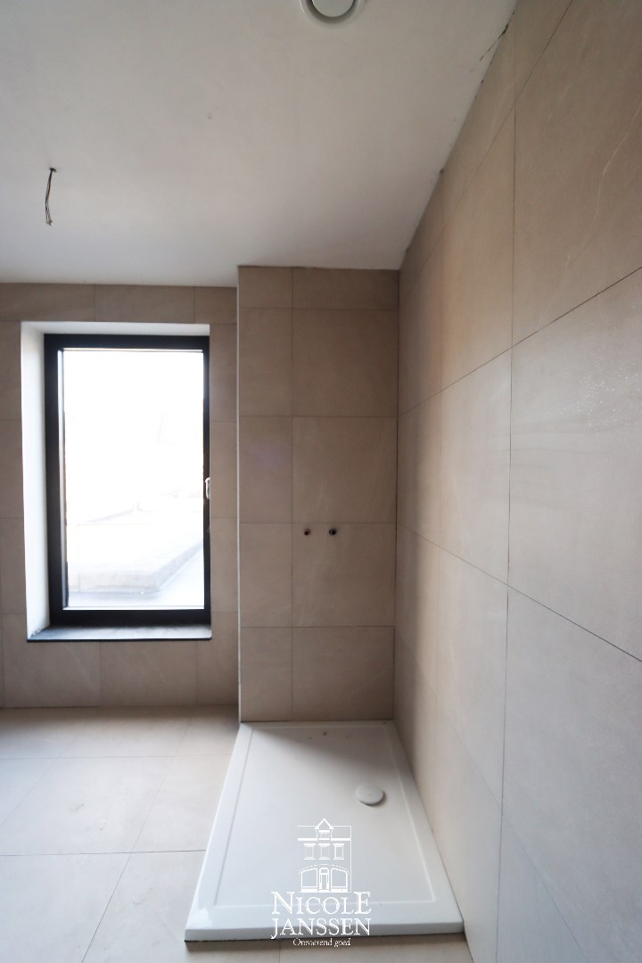 Duplex-appartement  (B1.3)  van 76,18m² met 1 slaapkamer en terras 