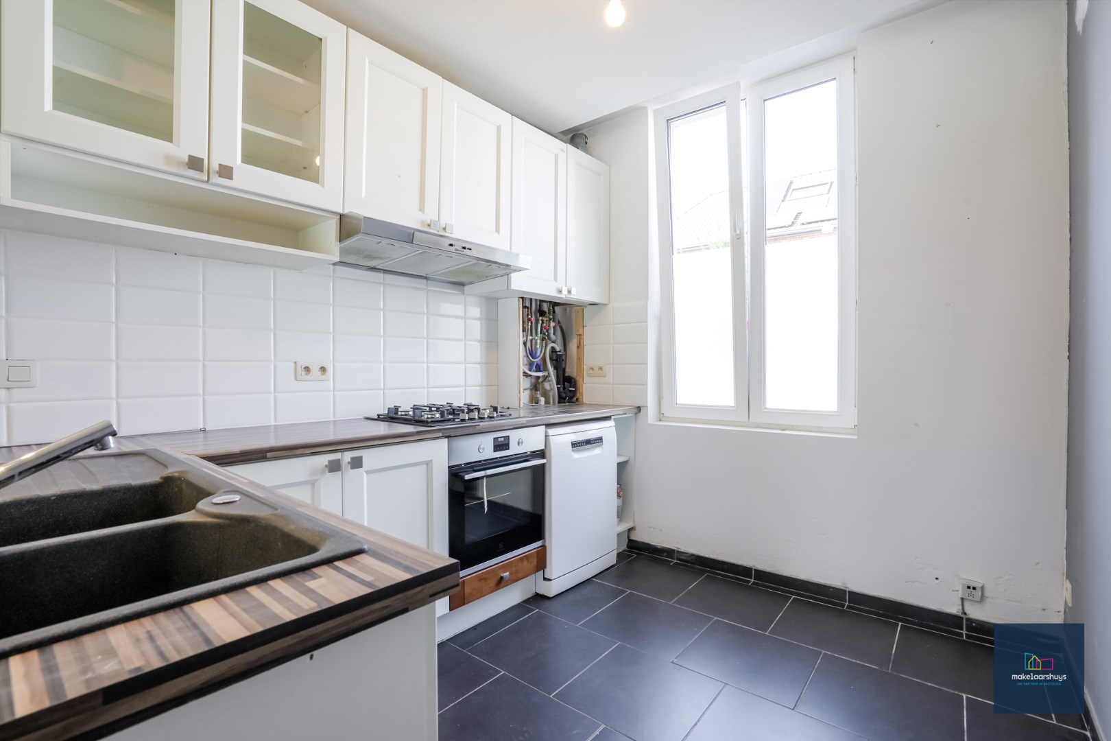 BEZOEKMOMENTEN VOLZET !!! Leuke woning met 3 slpk. en tuin te Gent/Mariakerke 