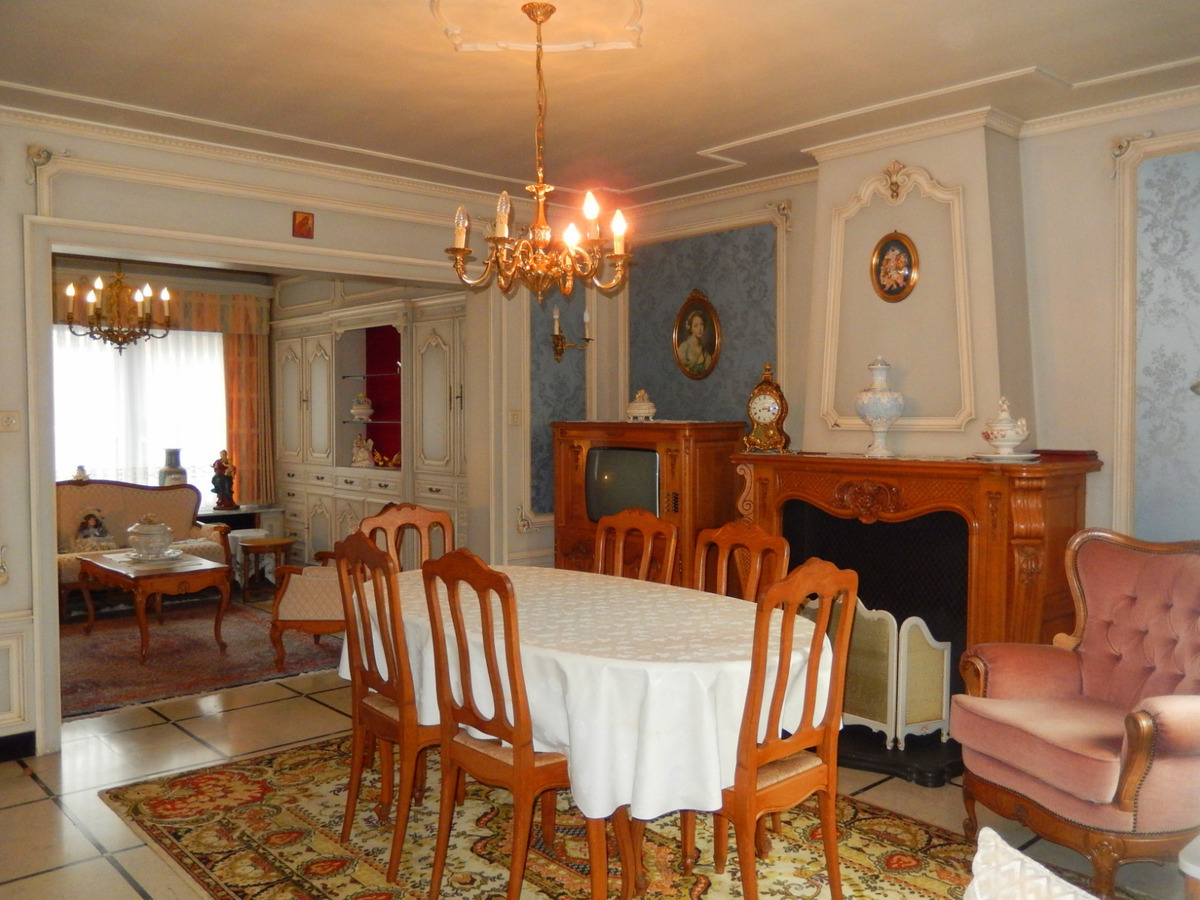 Woonhuis met 3 slaapkamers, tuin en garage 