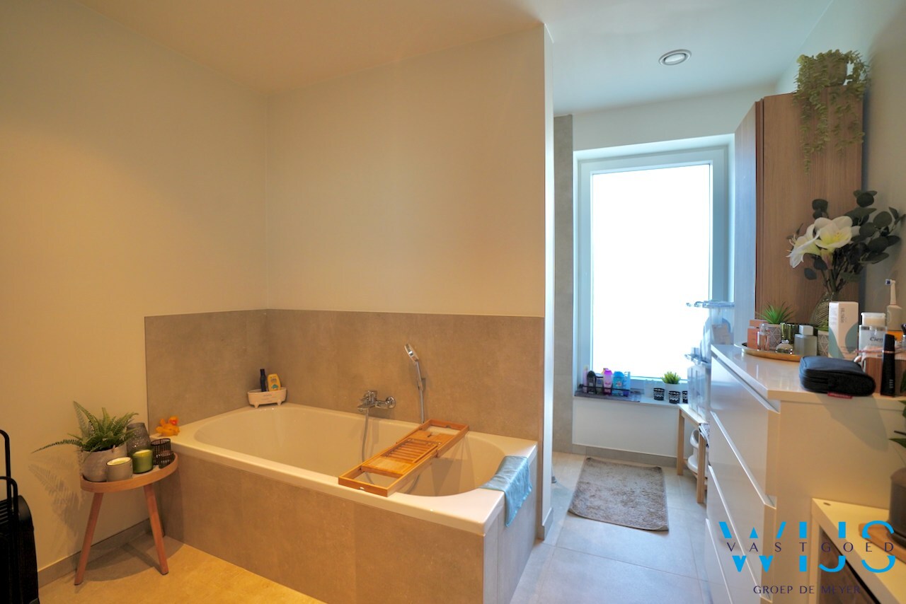 Zeer ruime nieuwbouwwoning te Ertvelde/Rieme ! 