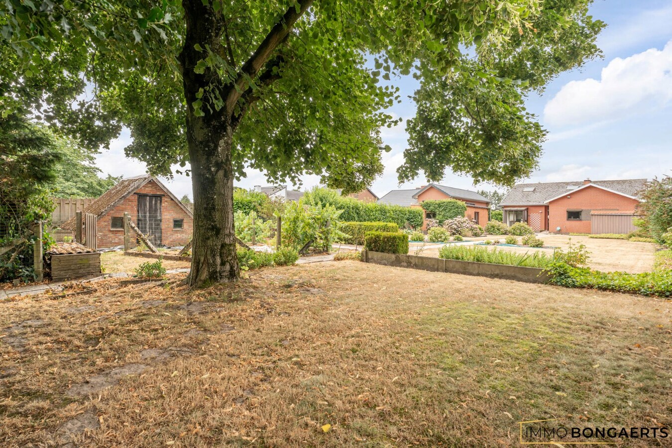 Ruime gelijkvloerse woning 
