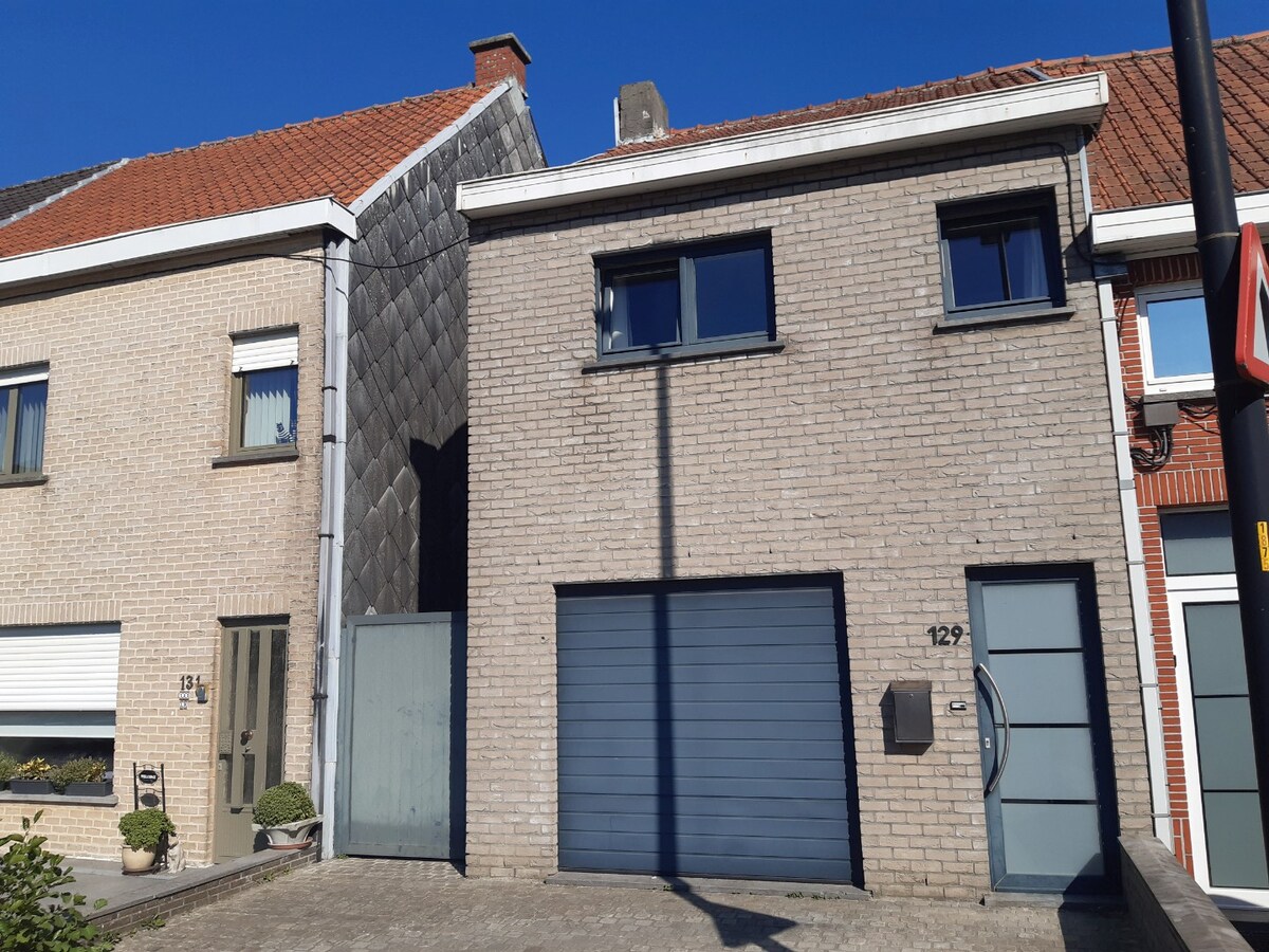 Gezellige woning met garage, tuintje én met uitzicht op de Schelde! 