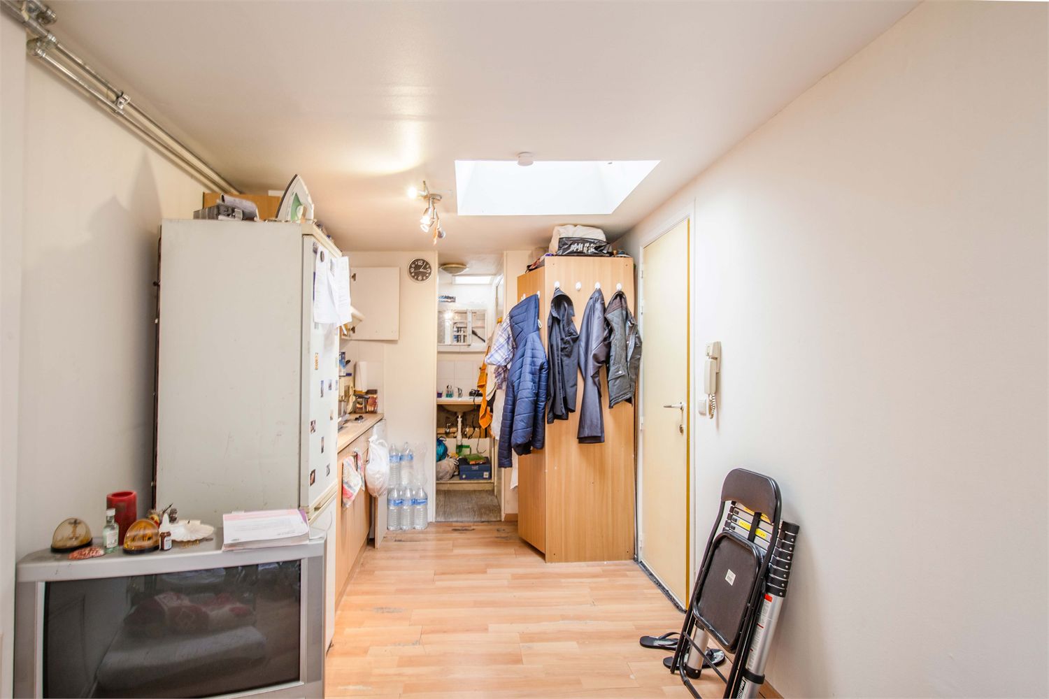 Ideaal gelegen studentenhuis bestaande uit 9 kamers en 2 studio's! 