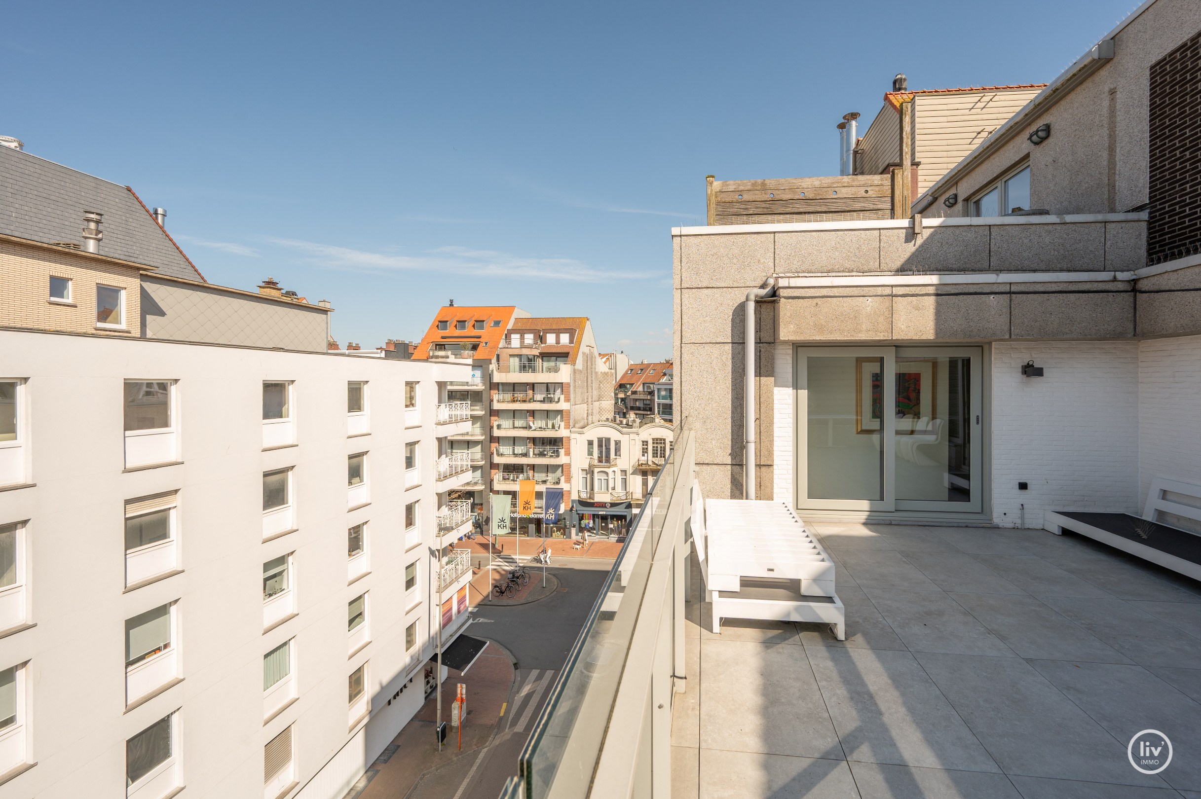 Volledig afgewerkt Hoekappartement + studio centraal gelegen in Knokke 