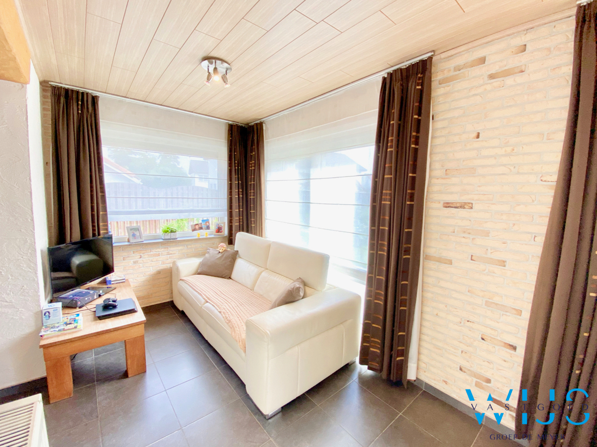 Instapklare gezinswoning met 3 slaapkamers &amp; ruime tuin te Zelzate! 