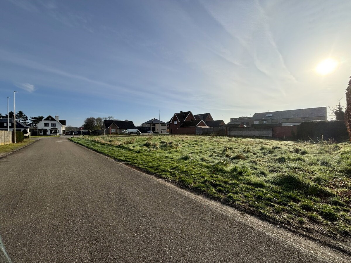 Te koop grond - Peer