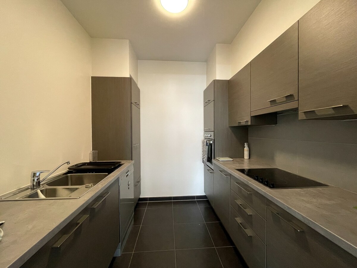 Ruim appartement met terras en 2 slaapkamers in Hasselt - energiezuinig met EPC-label B. 