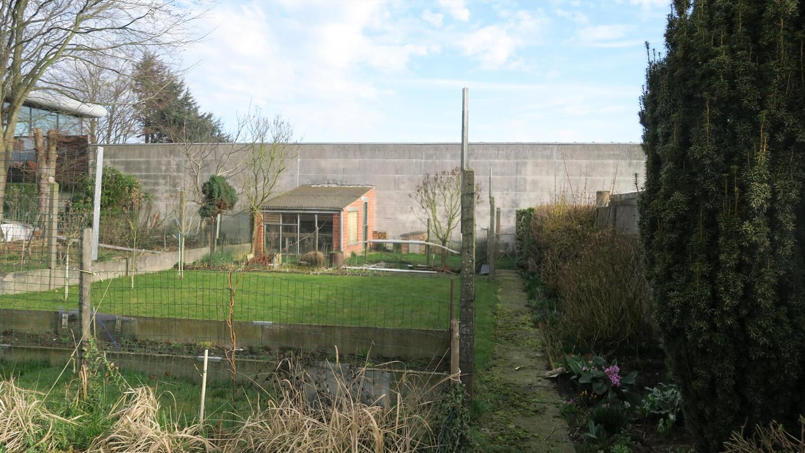 Degelijke woning met zuidgerichte tuin 