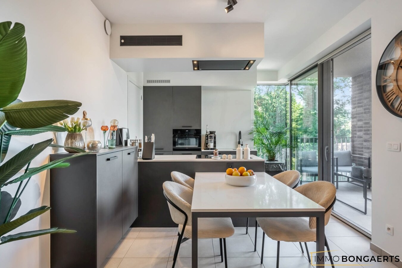 Recent 1-slaapkamerappartement nabij centrum Genk 