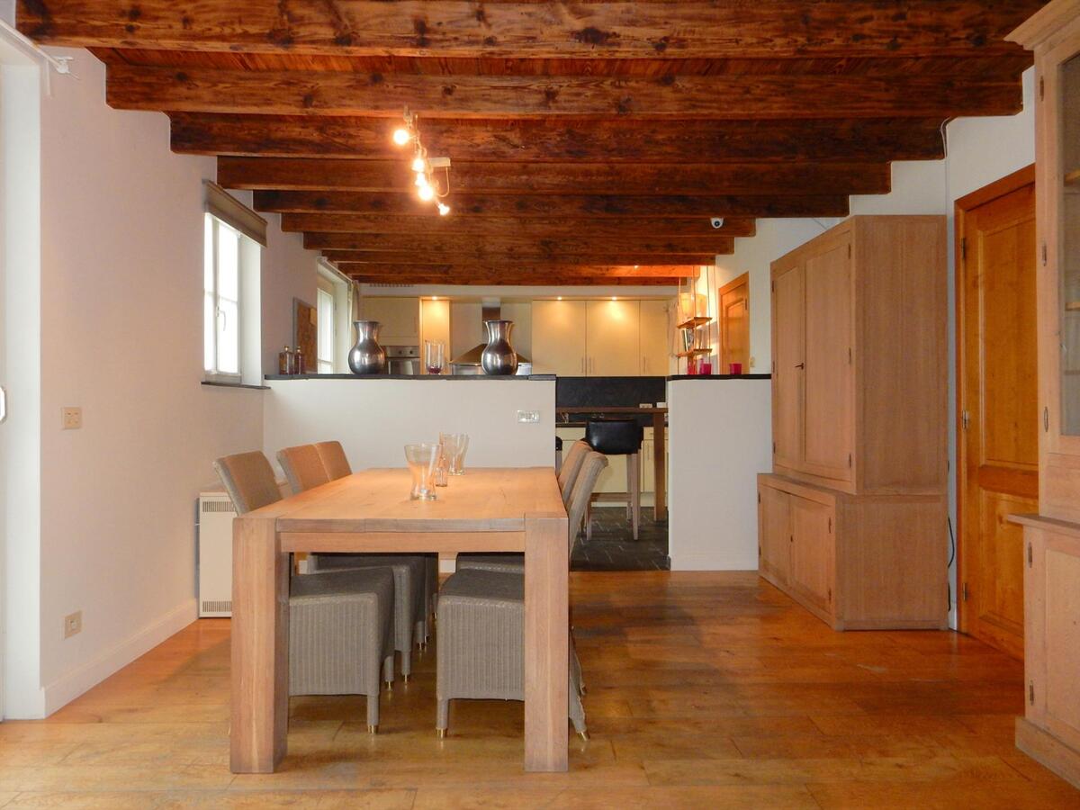 Landelijke villa met weiland te Tielt 