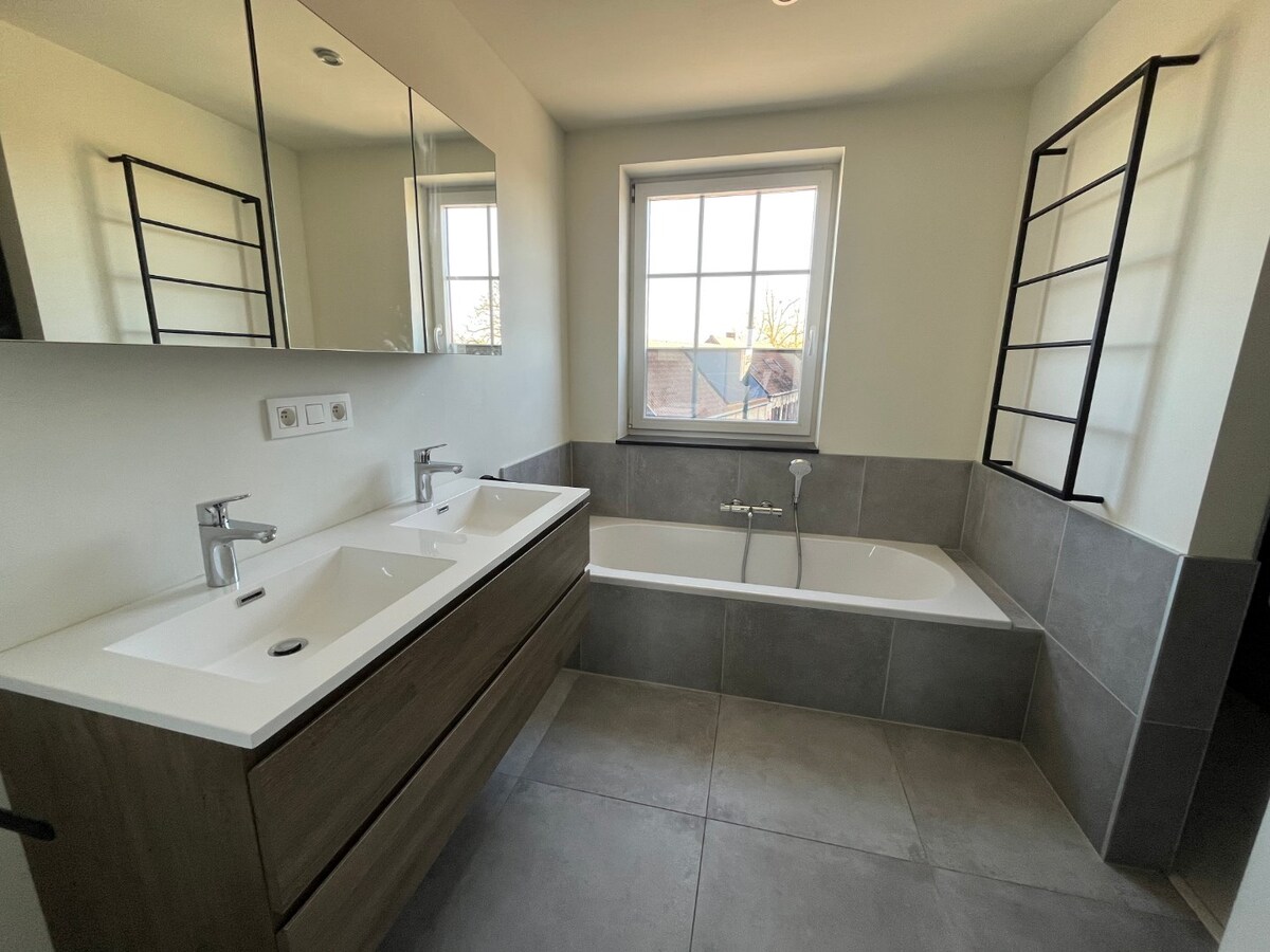 Woning met carport in 't rustige Asper 