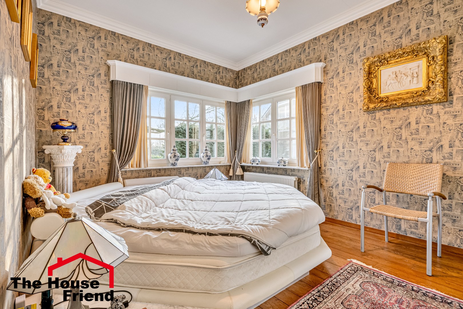 Klassevolle villa met ridderzaal 