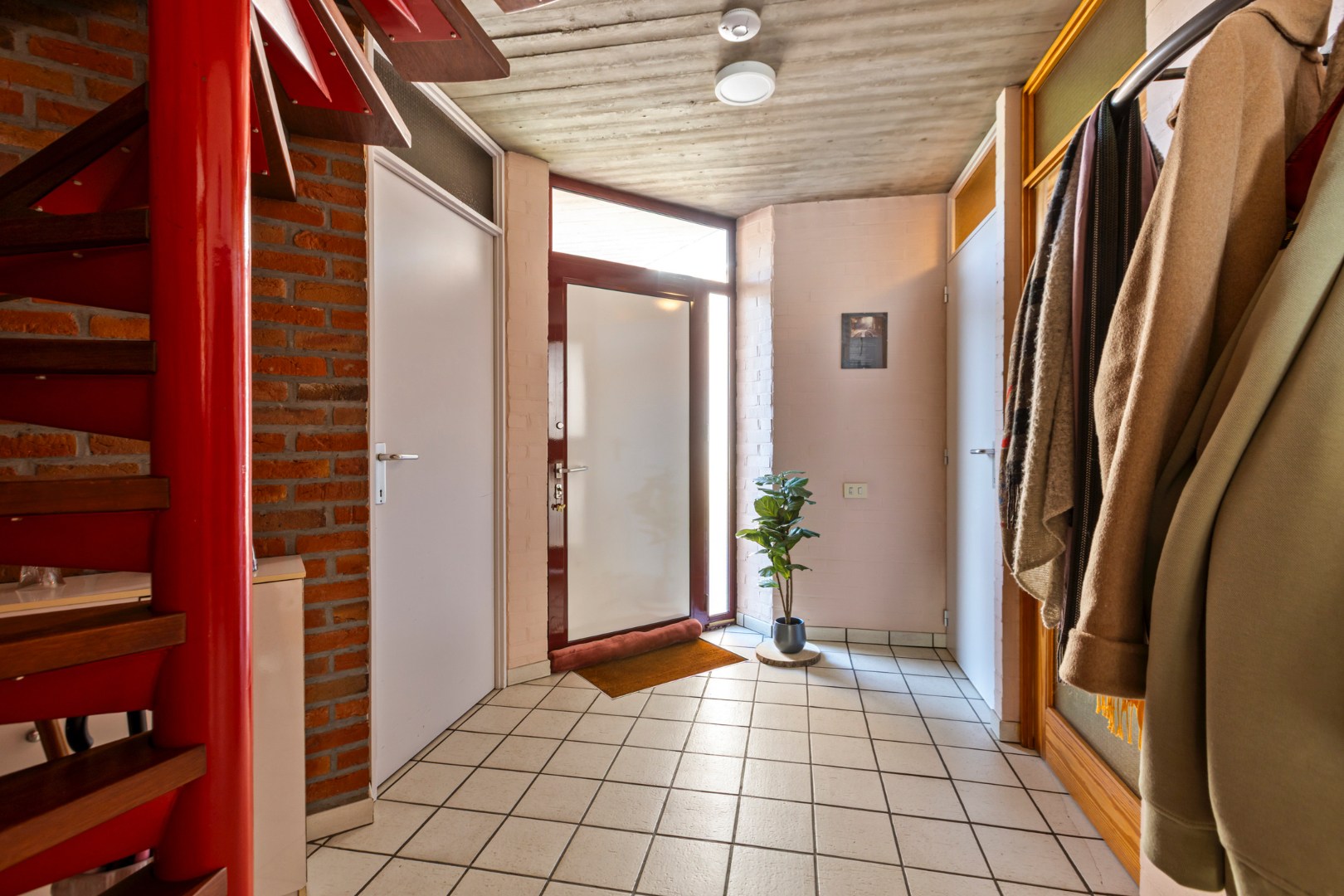 Ruime, rustig gelegen gezinswoning met 3 slpk. in Mol 