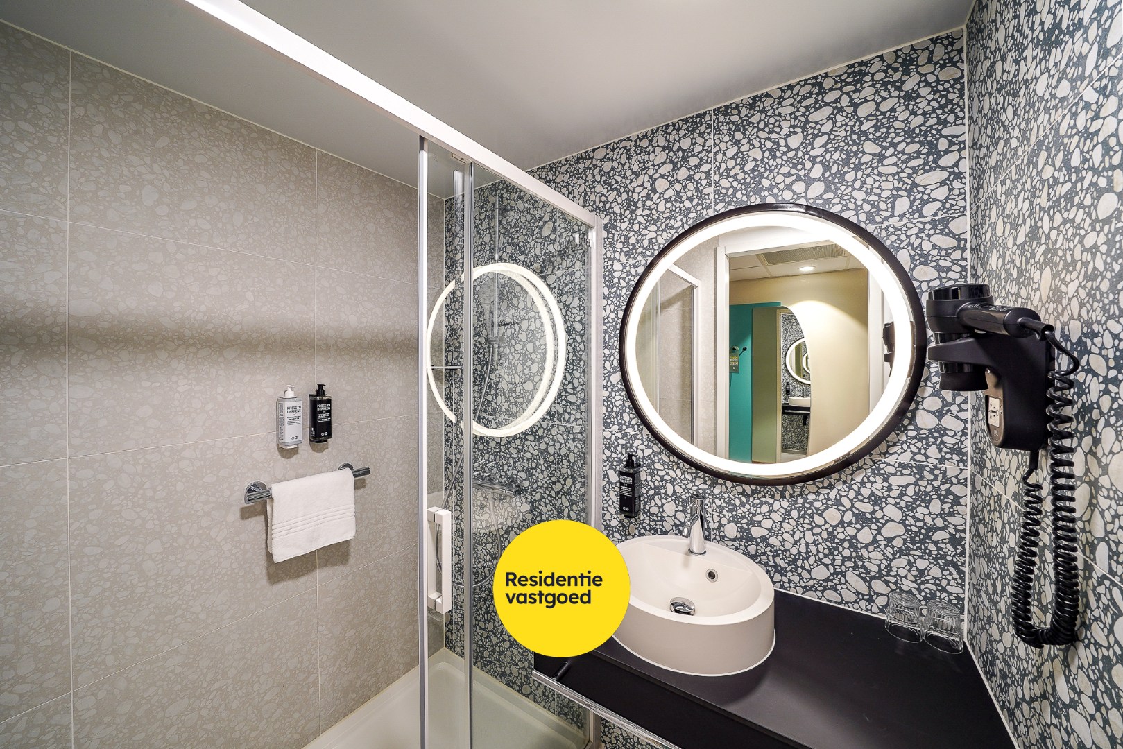 Prachtige hotelkamer te koop Ibis hotel Bredene 