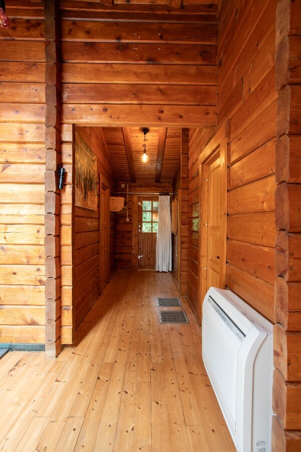 Uniek karakteristiek chalet in Bosrijke omgeving. 