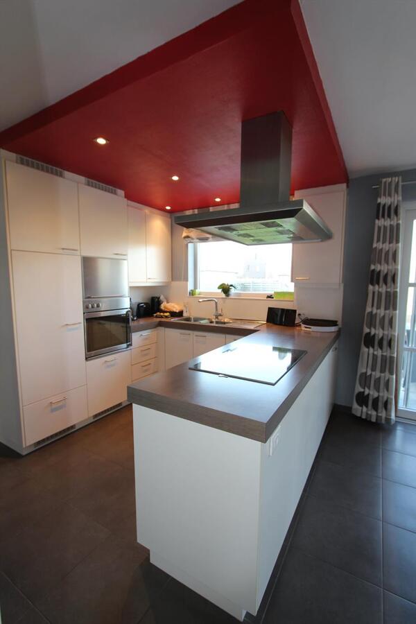 Alleenstaande woning met 5 slaapkamers te Koekelare 