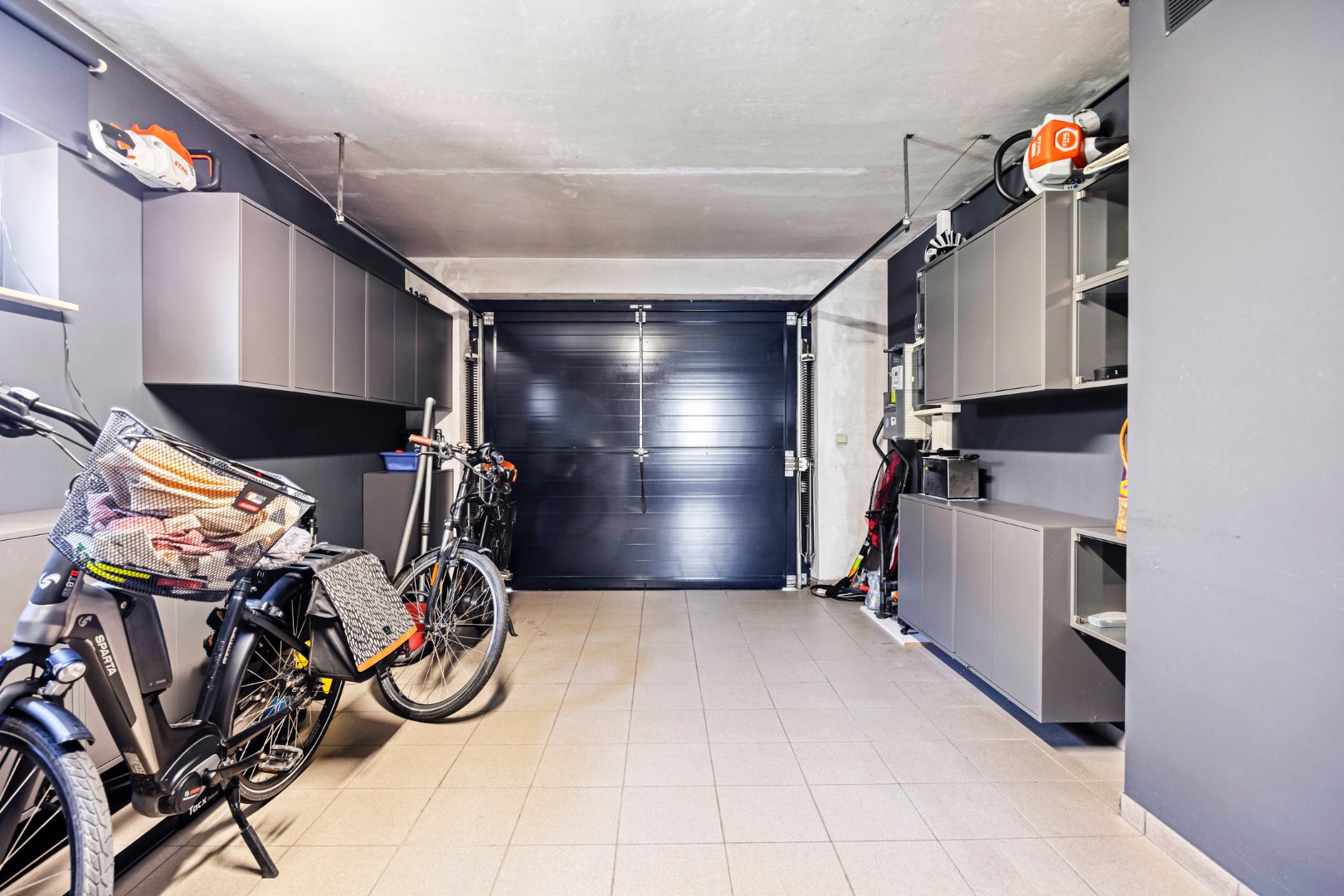 Instapklare gezinswoning met 3 slpk. en een ruim perceel in Geel 