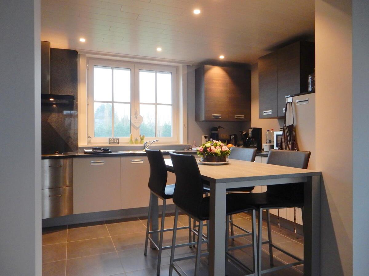 Charmante volledig gerenoveerde woning met 3 slaapkamers 