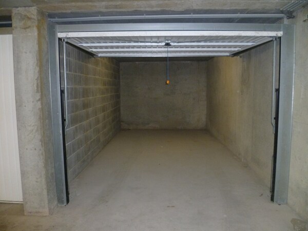 Te huur garage box - Zeebrugge