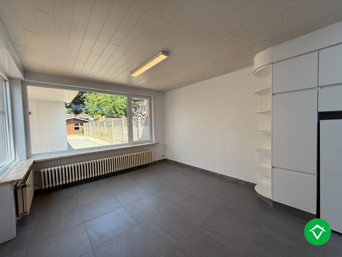 Handelspand met woonst te Roeselare 