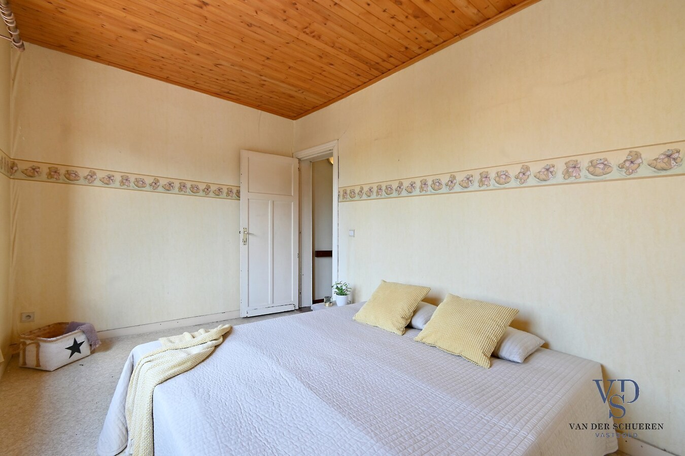 Knusse starterswoning met koertje 