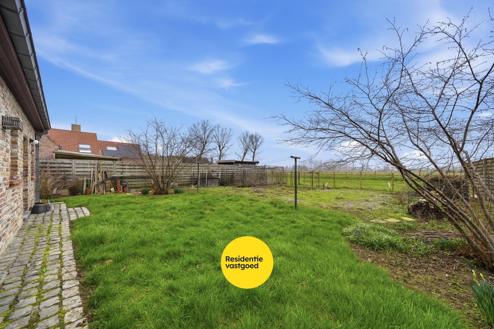 Open bebouwing met garage op 487 m² in Oudenburg 