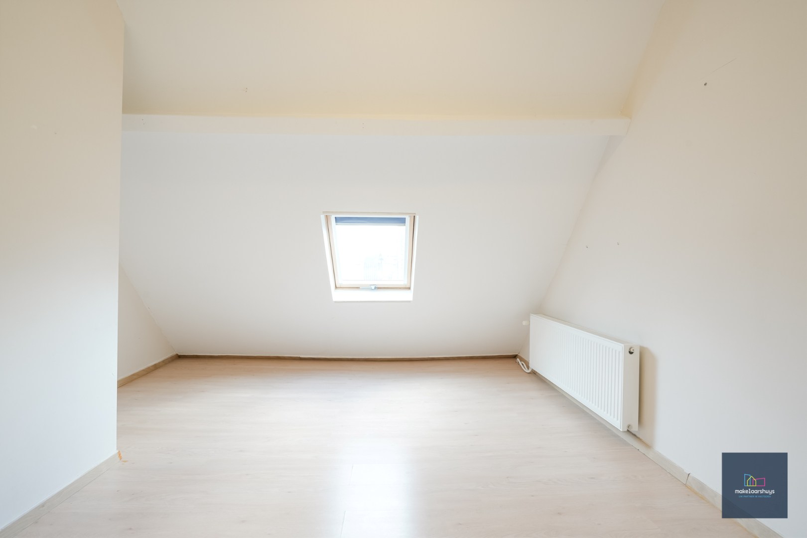 Woning met 4 slaapkamers en koer nabij centrum Gent 