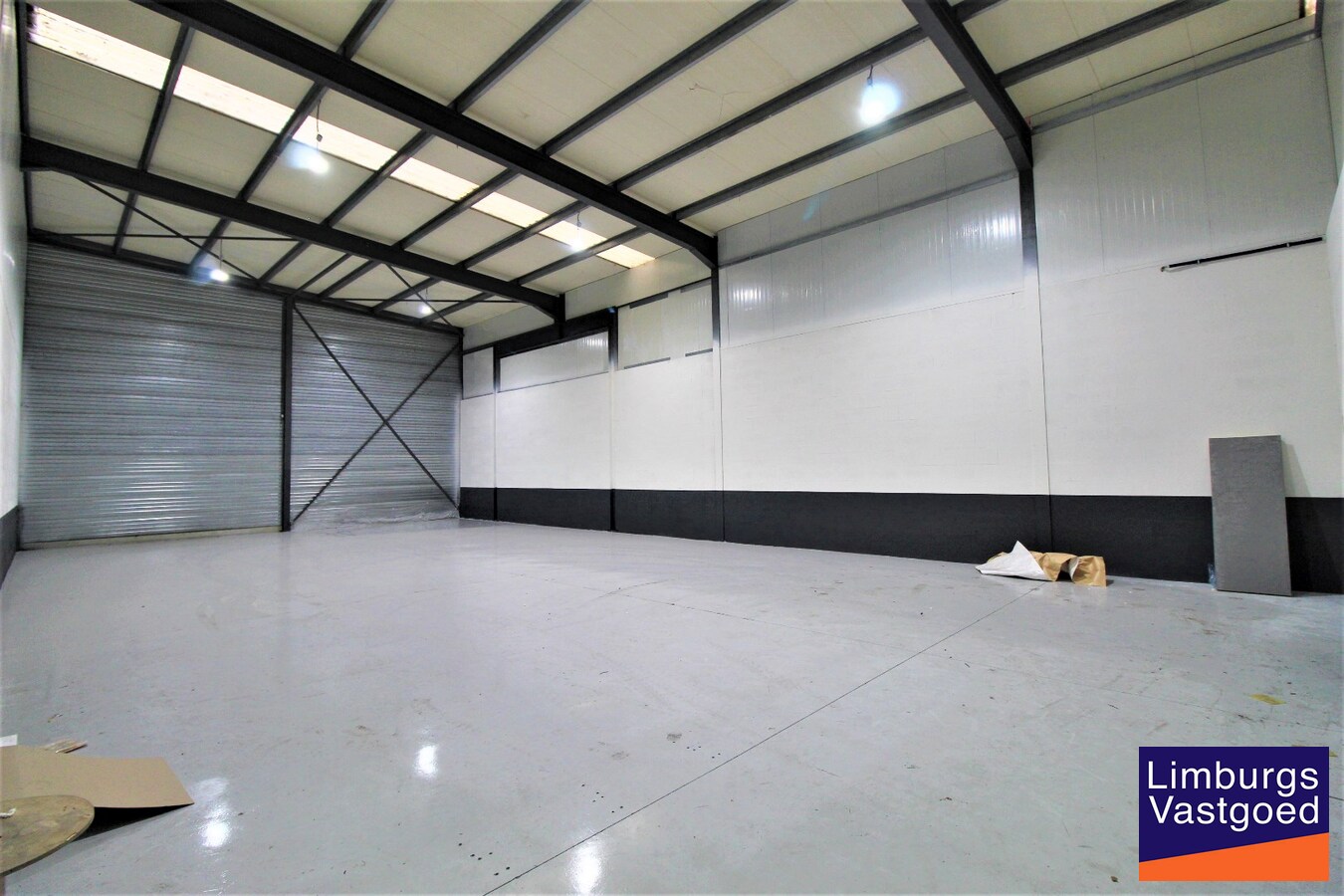 DE BEER - KMO UNITS - v.a. 110 m² tot 478 m² - Nabij E 313 