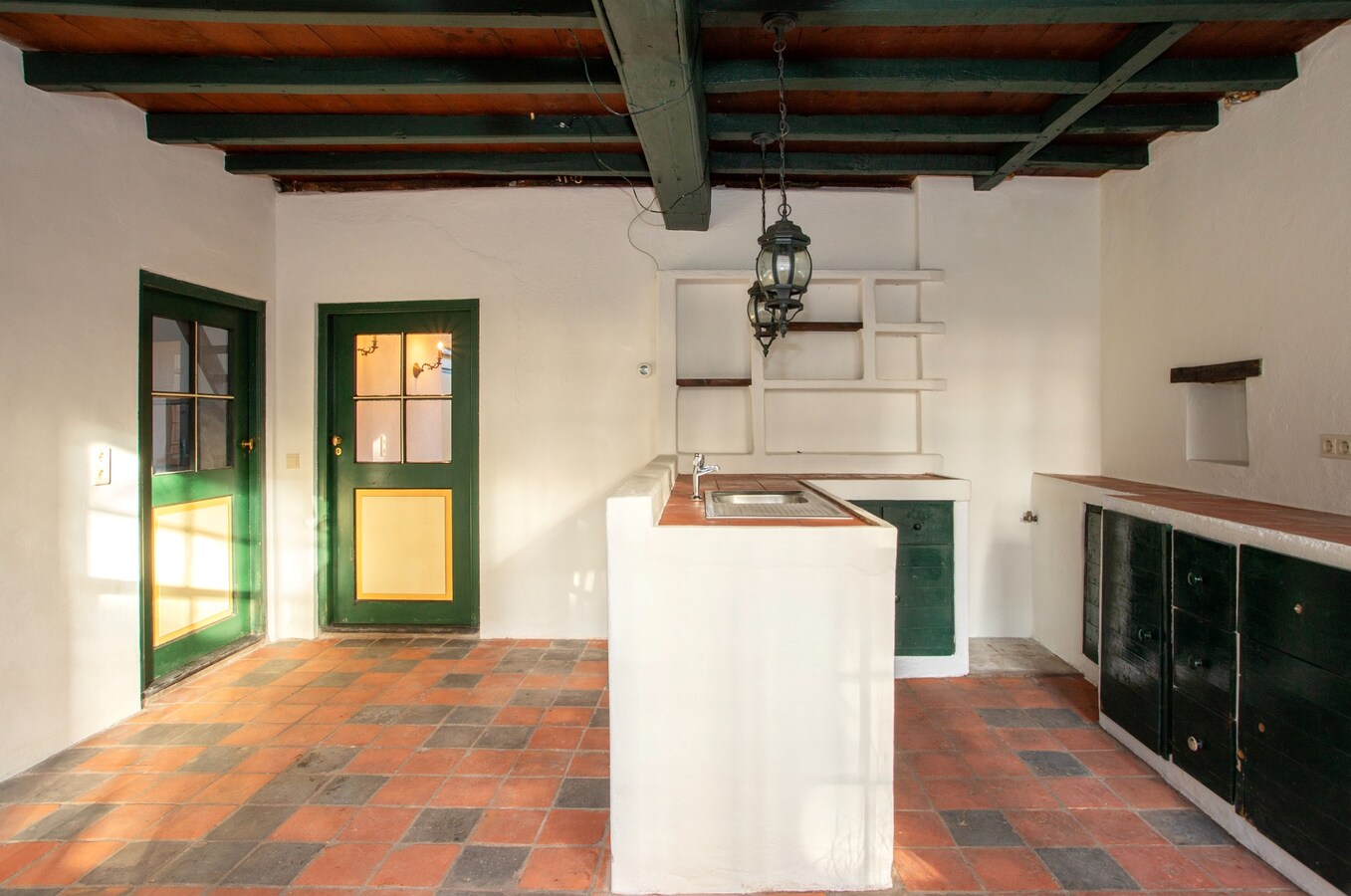 Imposante herenboerderij gelegen in het hart van Hoogeloon. 