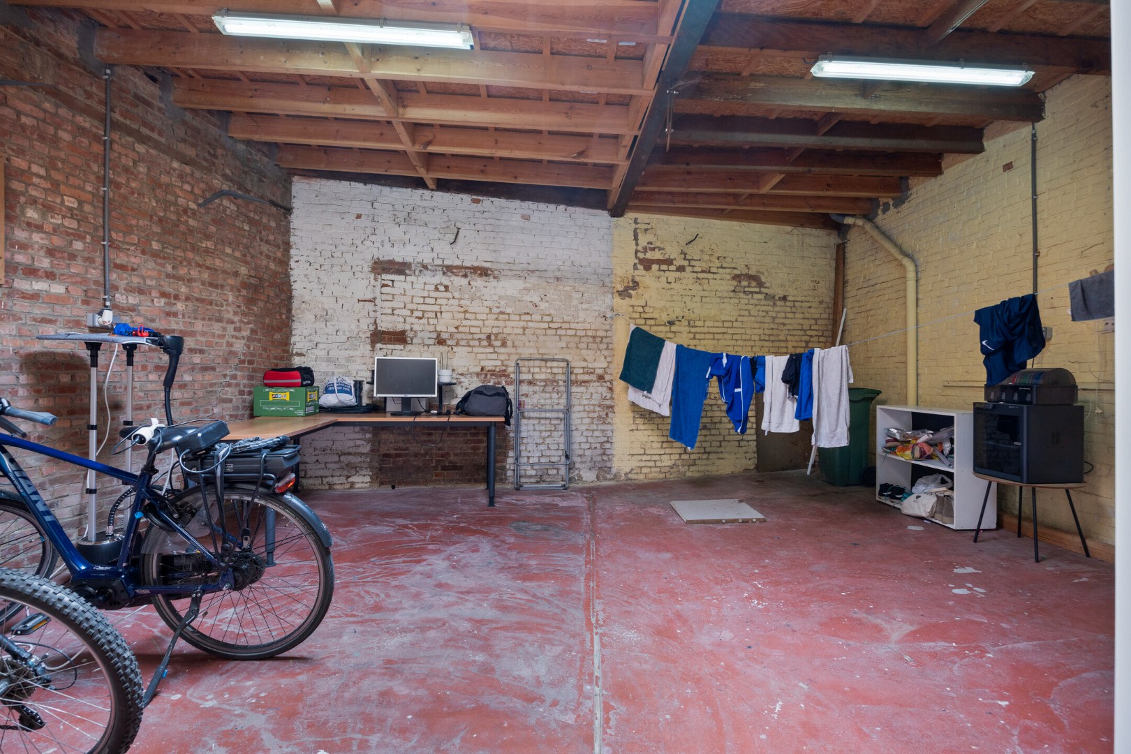 Gezellige rijwoning centraal gelegen bij UZ Leuven en het centrum met zeer ruime garage! - bewoonbare opp. 73 m² 