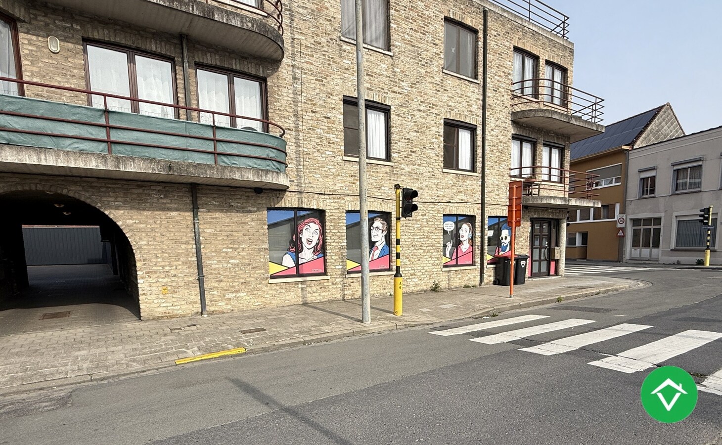 Commercieel gelegen handelspand te Roeselare 