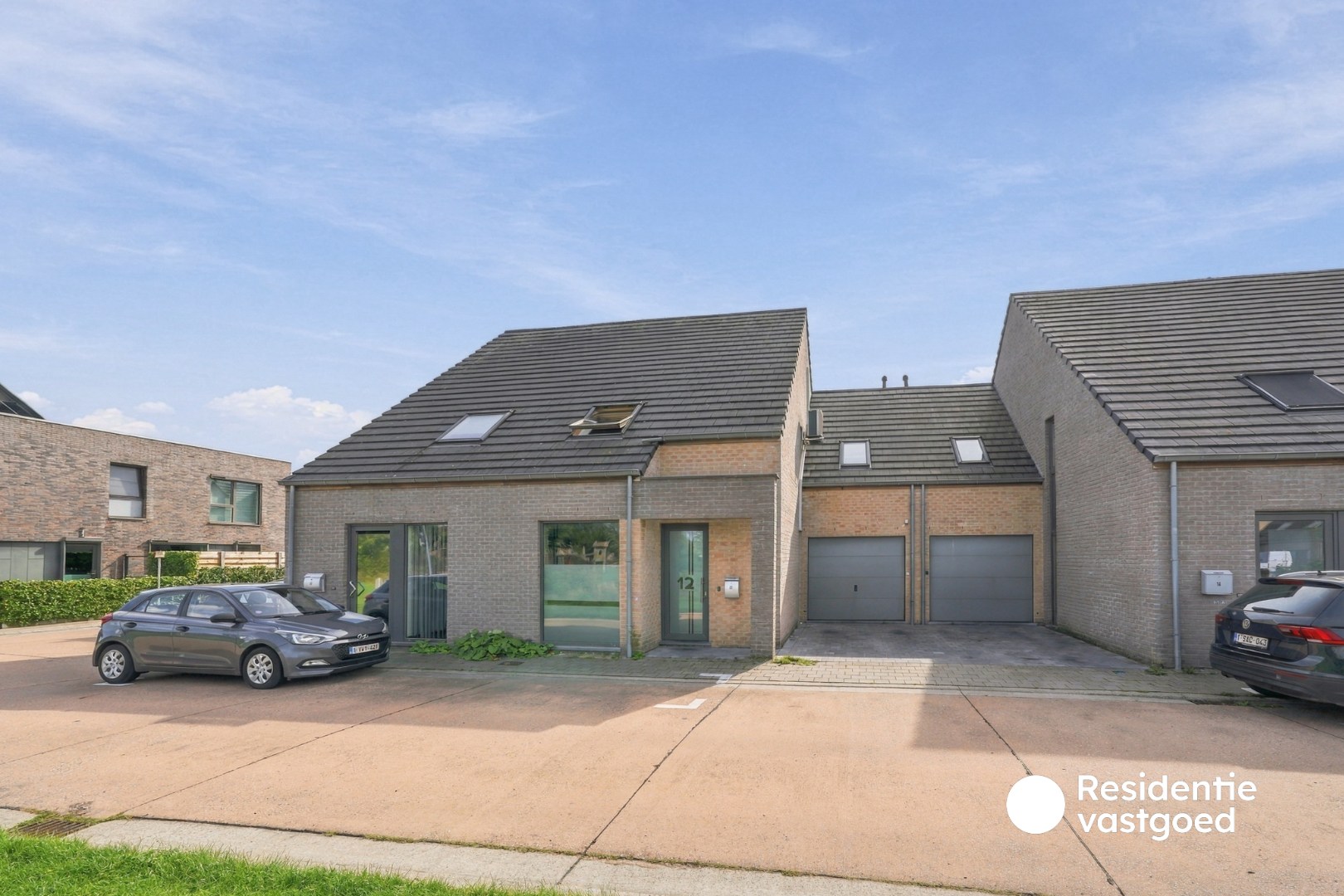 Instapklare woning te koop met garage en tuin! 