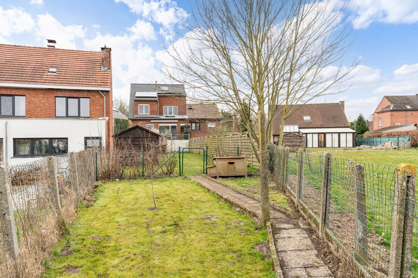 Half open bebouwing met tuin, terras en garage in Boutersem - EPC label B 