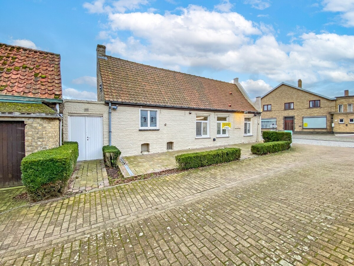 Verkocht | onder voorbehoud woning - Lo-Reninge