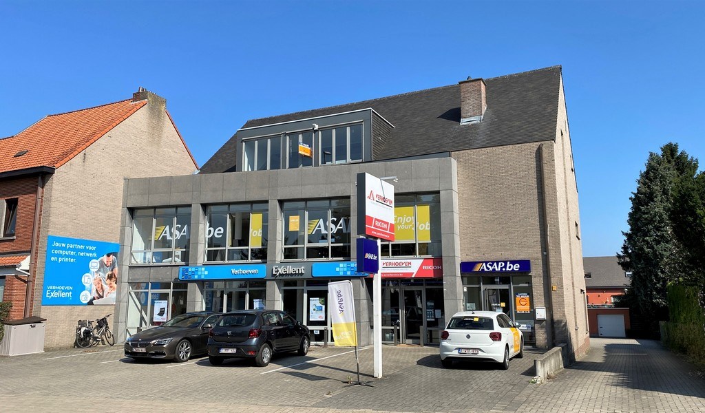 Commercieel gelegen kantoorruimte te huur in Aalst