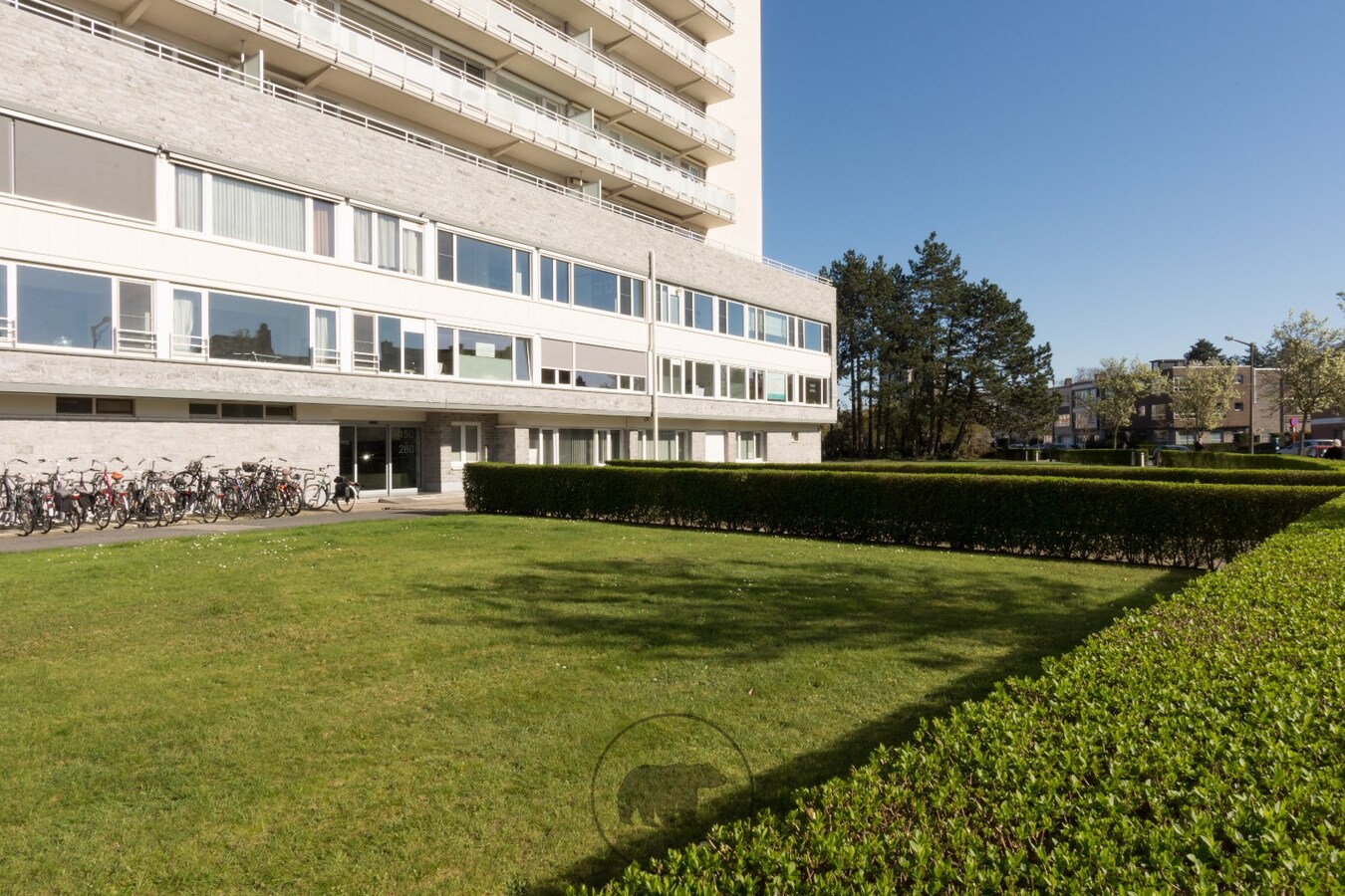 Dubbel-appartement met ruime terrassen te Gent 