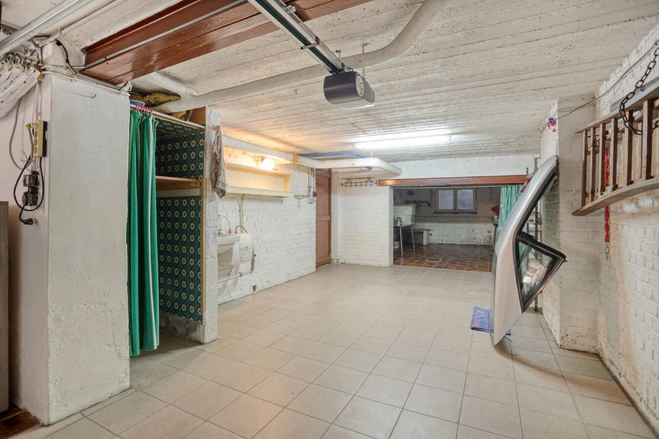 Karaktervolle halfopen villa met prachtige tuin op toplocatie in Tienen 